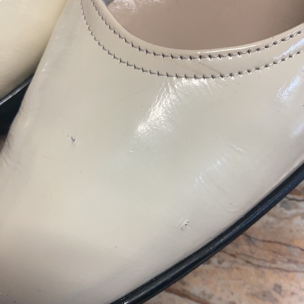 Salvatore Ferragamo Leather Vintage Off-White Slip-on Loafter Shoes Italy - Picture 9 of 9